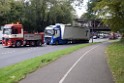 LKW blieb unter Bruecke haengen Koeln Ehrenfeld Innere Kanalstr Hornstr P515